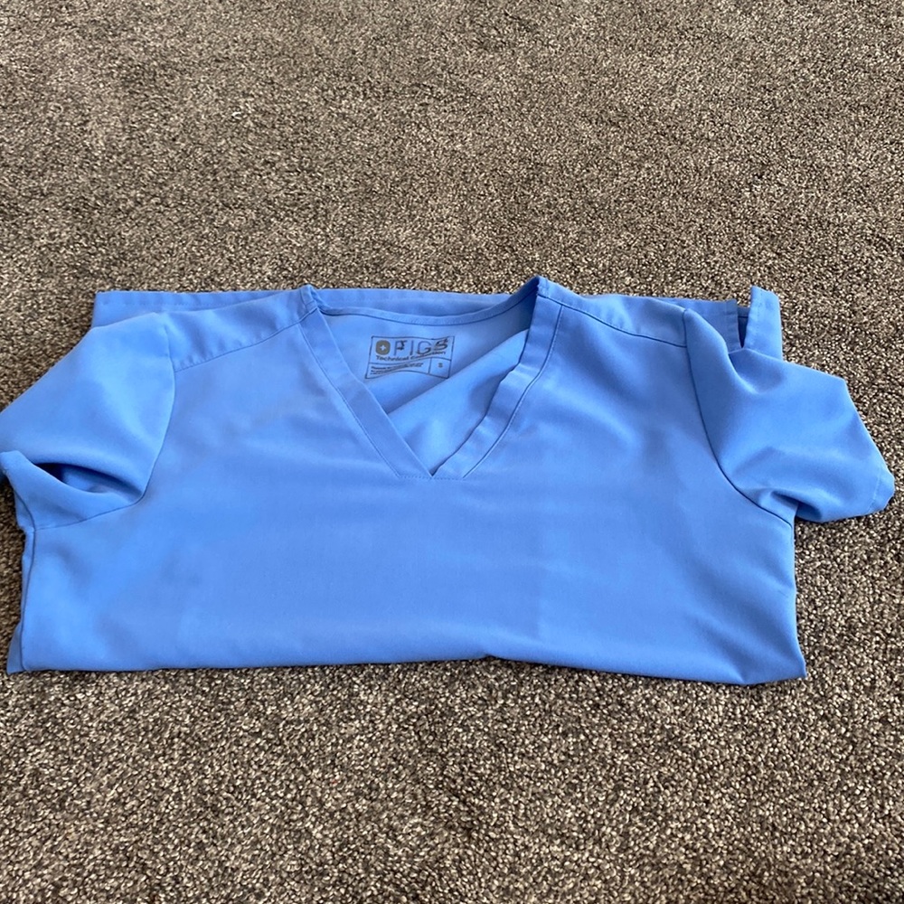 Ceil blue Figs jogger scrubs